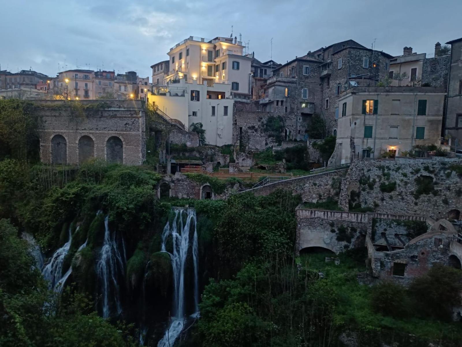 Romantic Stay In Tivoli Esterno foto